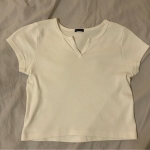 Brandy Melville - White ASHLYN V-NOTCH TOP